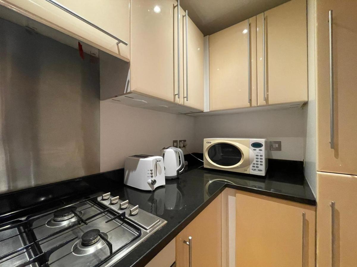 Beautiful & Luxurious Apartment In Richmond Richmond  Bagian luar foto