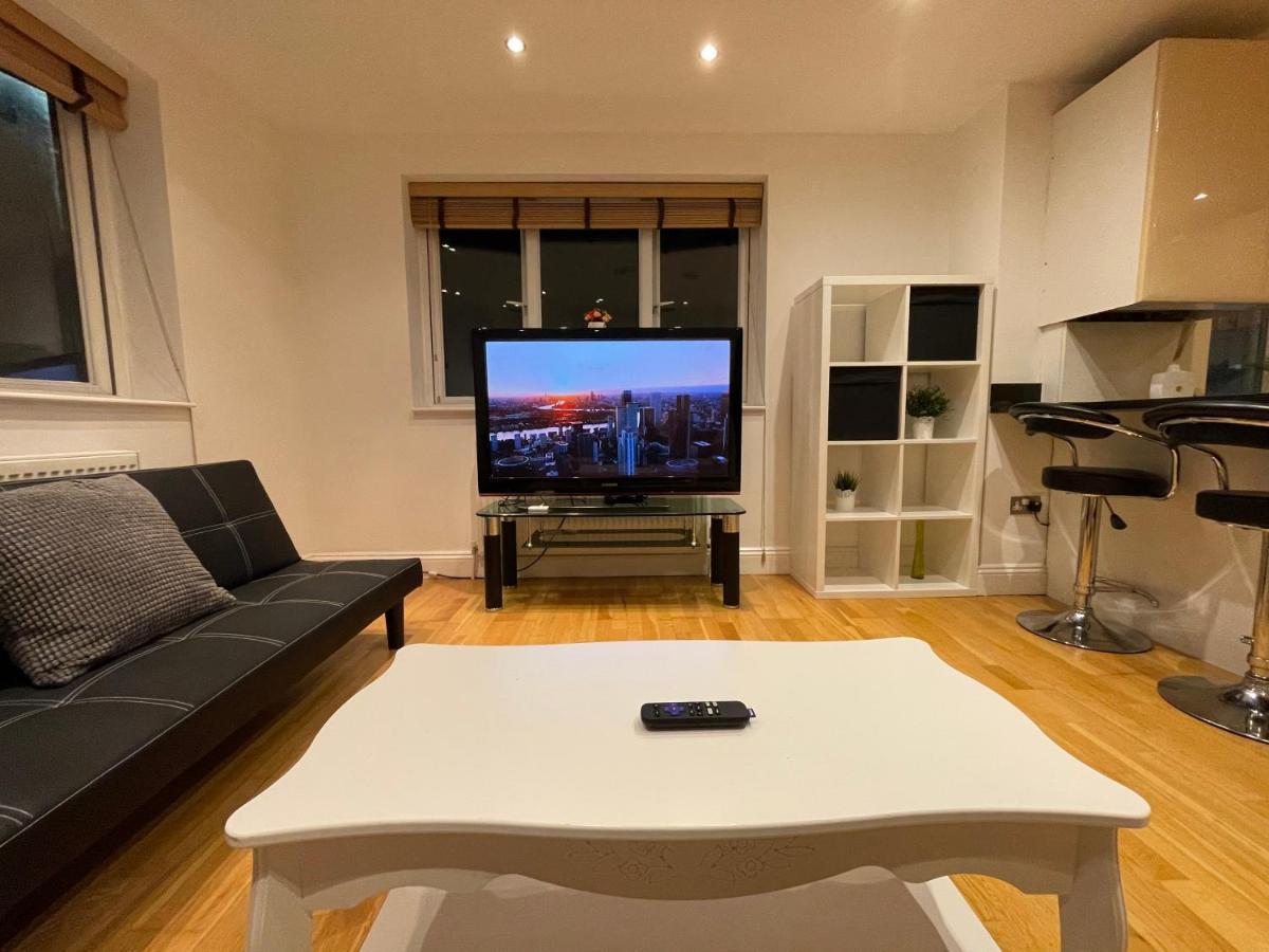 Beautiful & Luxurious Apartment In Richmond Richmond  Bagian luar foto